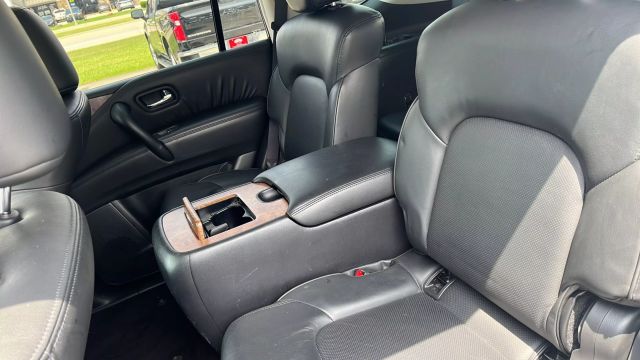 2022 Nissan Armada - Image 32