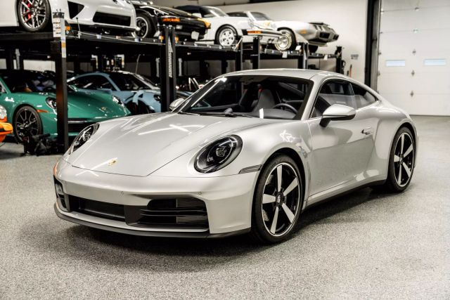 2025 Porsche 911 Carrera Coupe 2d - - Image 4