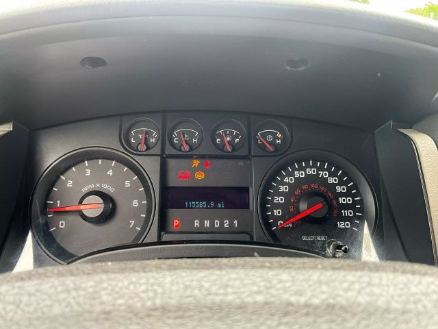2009 Ford F150 Regular Cab - Image 13