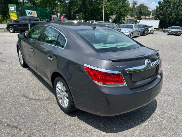 2012 Buick Lacrosse - Image 7