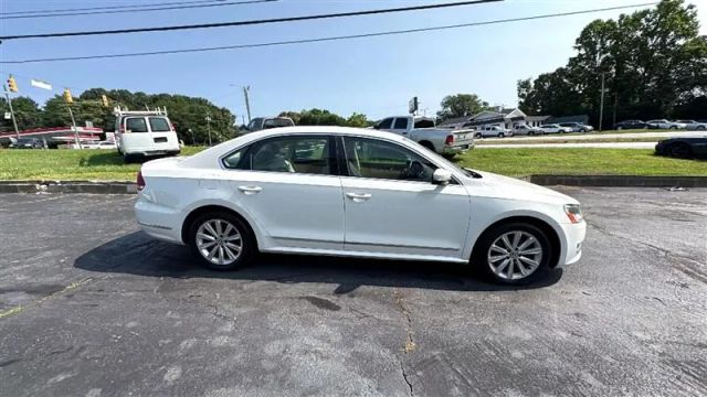 2013 Volkswagen Passat - Image 4