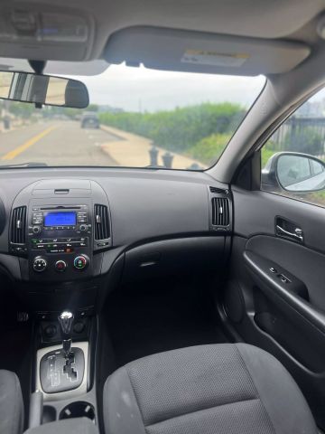 2010 Hyundai Elantra Touring Se Wagon 4d - Image 18