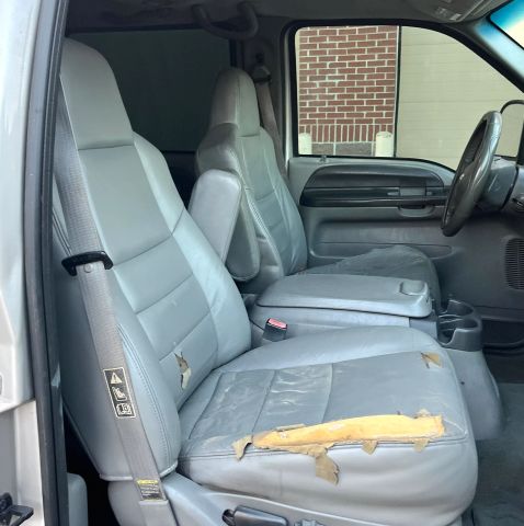 2002 Ford Excursion - Image 60