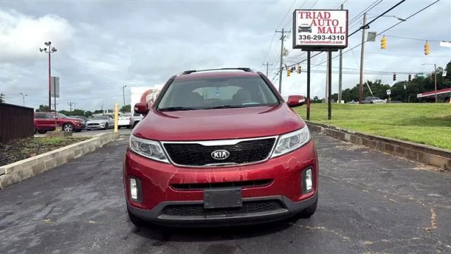 2014 Kia Sorento - Image 2