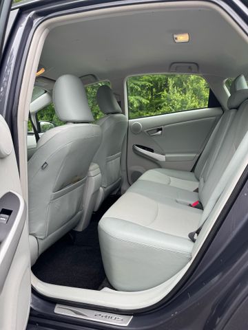 2012 Toyota Prius Four Hatchback 4d - Image 10