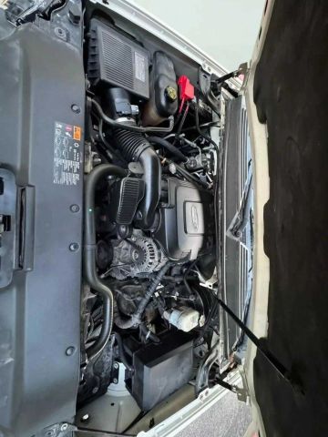 2013 Cadillac Escalade Esv - Image 36