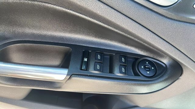 2016 Ford Escape - Image 23