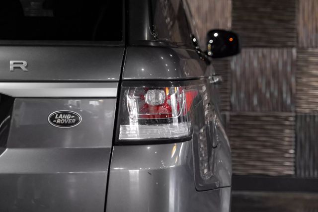 2016 Land Rover Range Rover Sport Hse Sport Utility 4d - Image 46