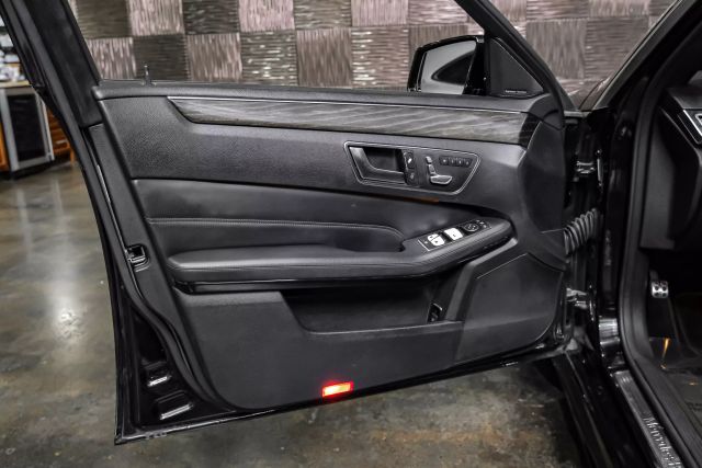 2016 Mercedes-benz E-class E 350 4matic Sedan 4d - Image 34
