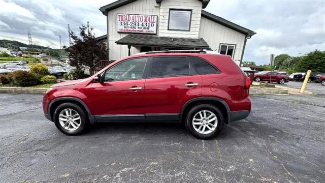 2014 Kia Sorento - Image 8