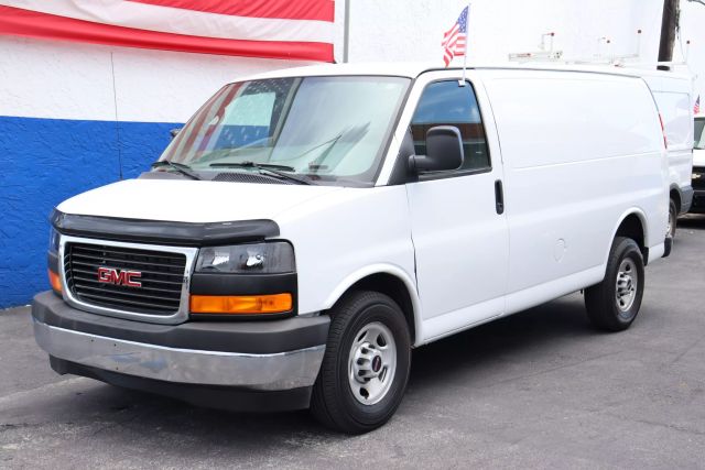 2018 Gmc Savana 2500 Cargo - Image 2