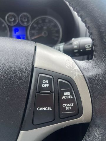 2010 Hyundai Elantra Touring Se Wagon 4d - Image 23