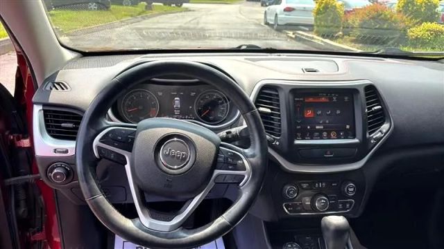2015 Jeep Cherokee - Image 10