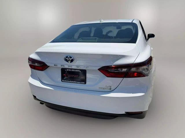 2022 Toyota Camry Hybrid - Image 7