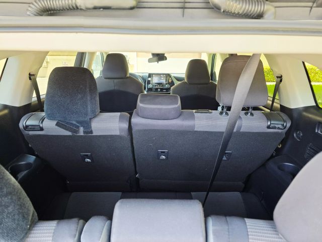 2020 Toyota Highlander - Image 41