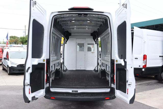 2018 Ford Transit 350 Van - Image 4