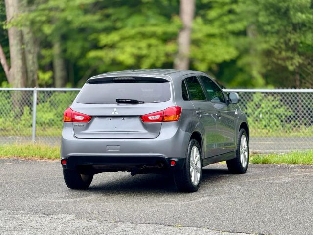 2015 Mitsubishi Outlander Sport Es Sport Utility 4d - Image 5