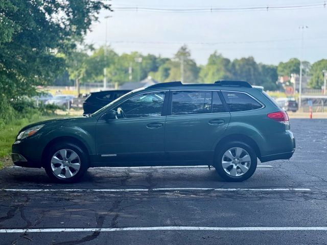 2011 Subaru Outback 2.5i Limited Wagon 4d - Image 8
