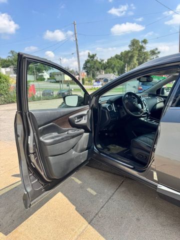 2019 Nissan Murano Platinum Sport Utility 4d - Image 9