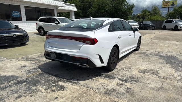 2022 Kia K5 - Image 18