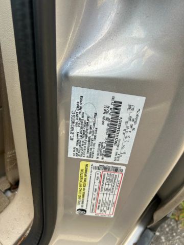 2005 Ford Freestar Passenger - Image 19