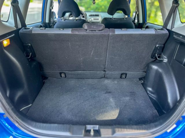 2008 Honda Fit - Image 13