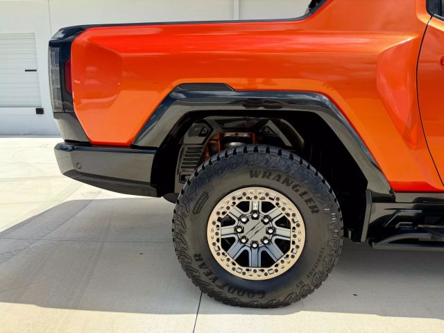 2024 Gmc Hummer Ev Pickup - Image 14