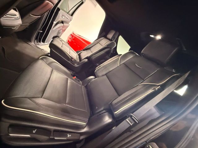 2022 Cadillac Escalade - Image 119