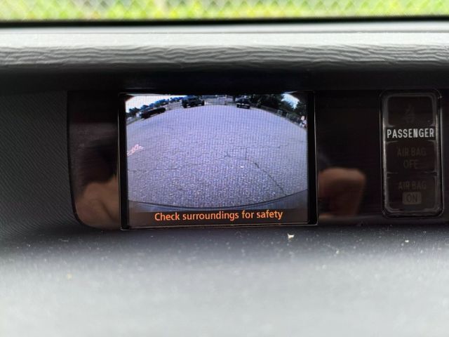 2013 Toyota Sienna Xle Minivan 4d - Image 19