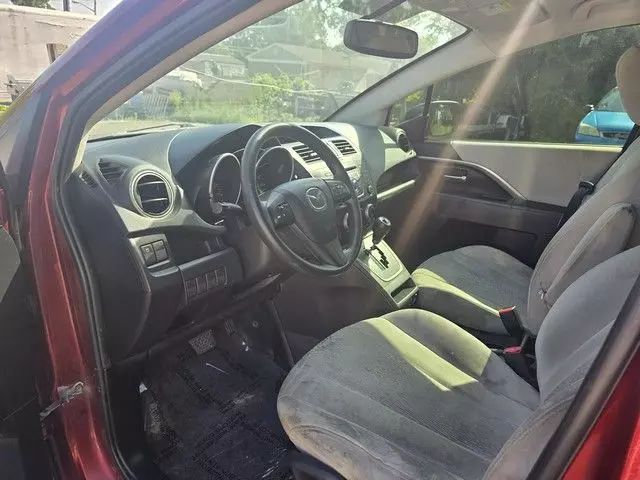 2012 Mazda Mazda5 - Image 10
