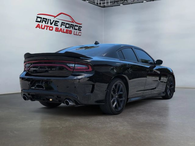 2019 Dodge Charger - Image 5