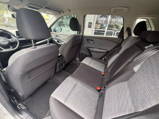 2021 Nissan Rogue - Image 14