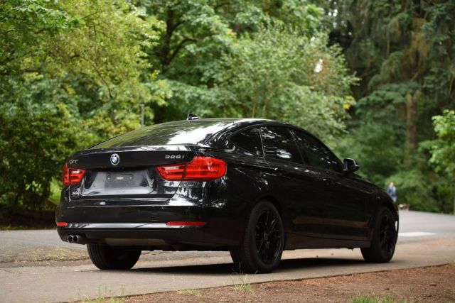 2015 Bmw 3 Series - Image 13