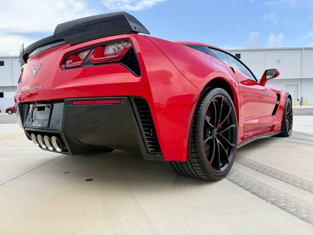 2019 Chevrolet Corvette - Image 14