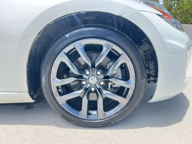 2020 Nissan 370z - Image 17