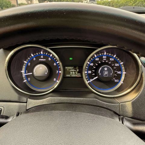 2012 Hyundai Sonata Limited Sedan 4d - Image 24