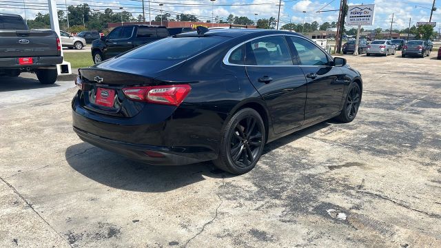 2022 Chevrolet Malibu - Image 6