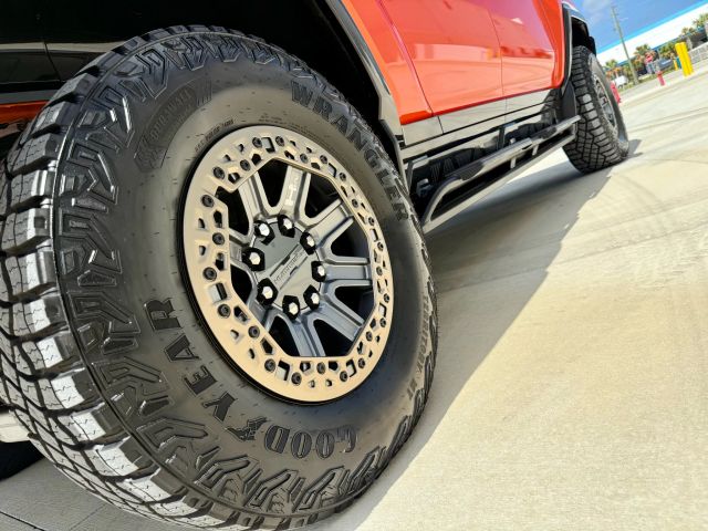 2024 Gmc Hummer Ev Pickup - Image 19