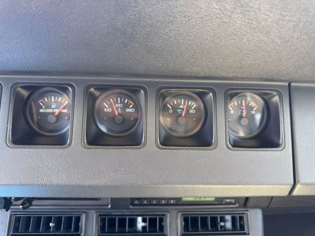 1994 Jeep Wrangler - Image 28