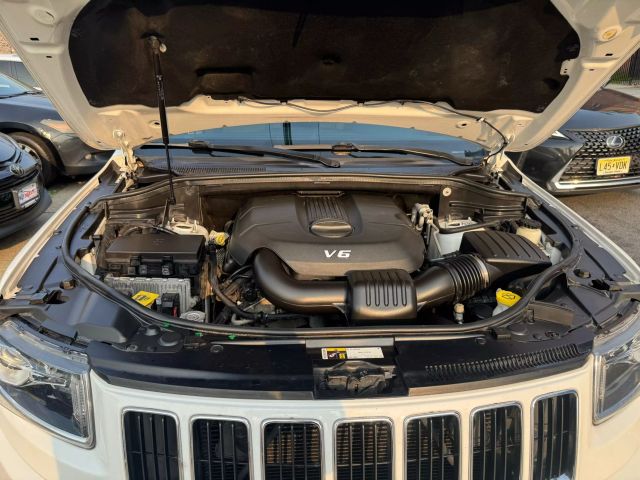 2015 JEEP GRAND CHEROKEE SUV V6, FLEX FUEL, 3.6 LITER LAREDO SPORT UTILITY 4D