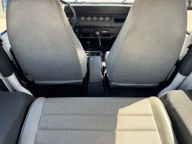 1994 Jeep Wrangler - Image 14