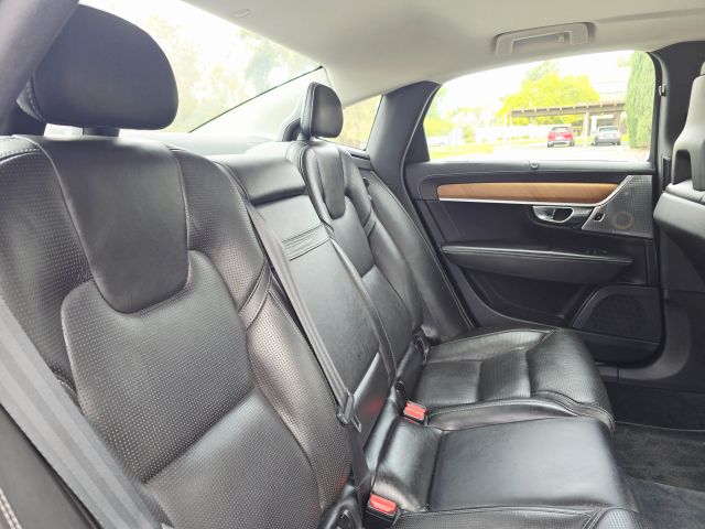 2017 Volvo S90 - Image 32