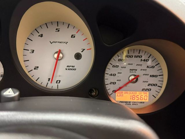 2004 Dodge Viper - Image 102