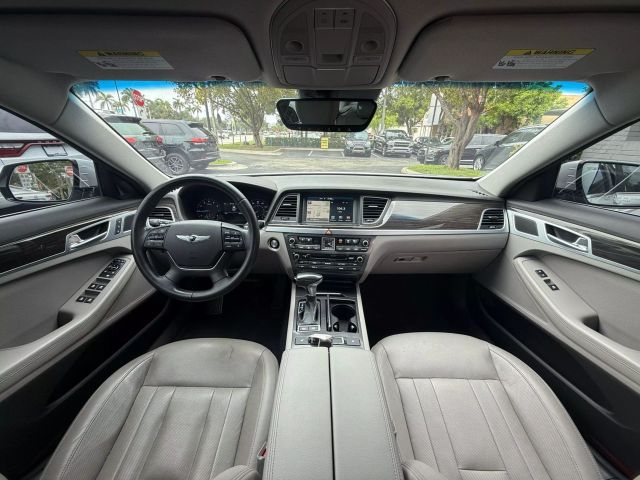 2018 Genesis G80 - Image 7
