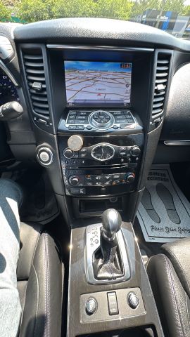 2017 Infiniti Qx70 - Image 17
