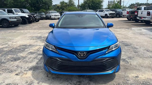 2019 Toyota Camry - Image 9