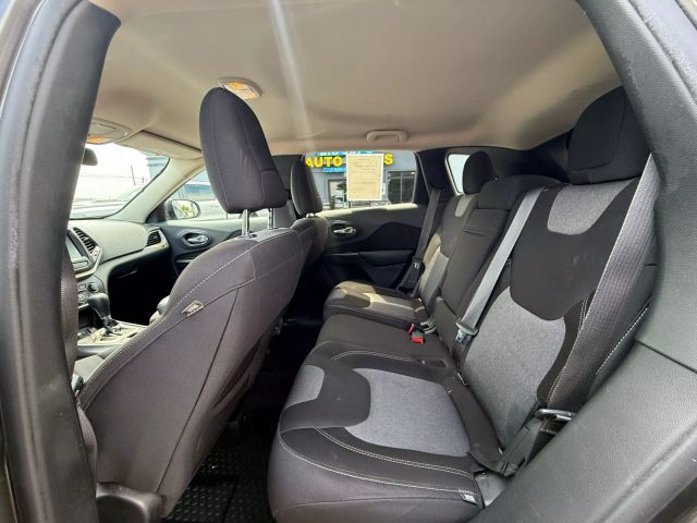 2014 Jeep Cherokee - Image 12