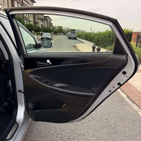 2012 Hyundai Sonata Limited Sedan 4d - Image 37