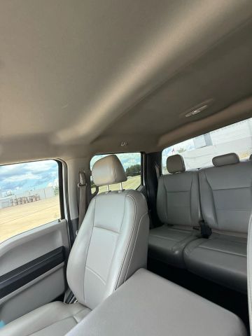 2018 Ford F250 Super Duty Crew Cab - Image 20
