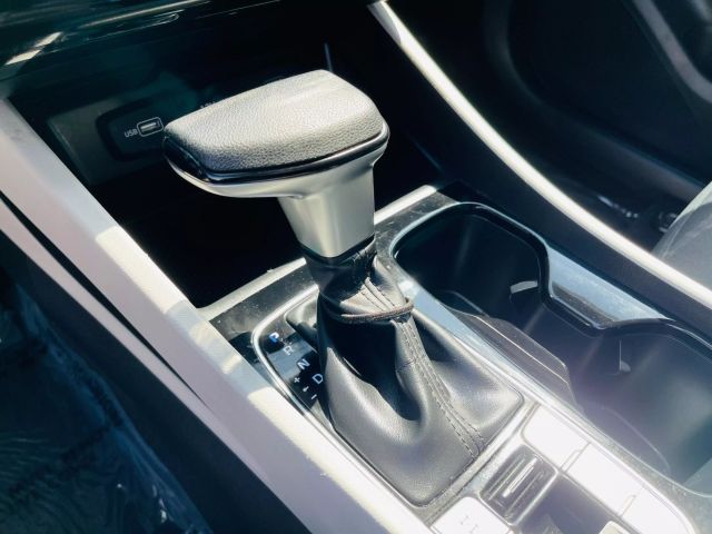 2022 Hyundai Tucson - Image 38